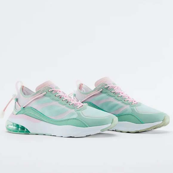 NIB Fabletics Silverlake Performance Sneaker - Picture 3 of 7